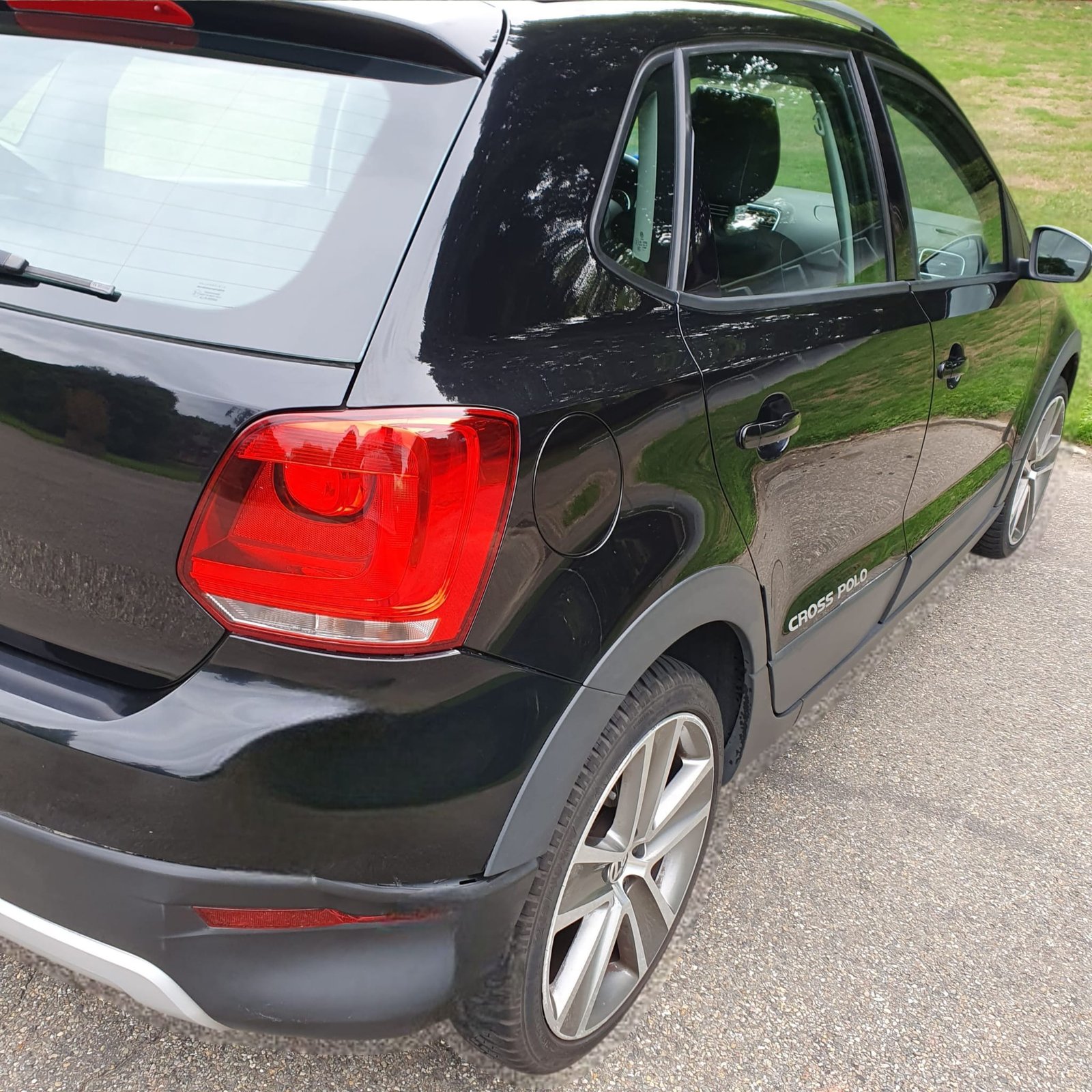 WhatsApp Image 2025-09-26 at 00.14.16