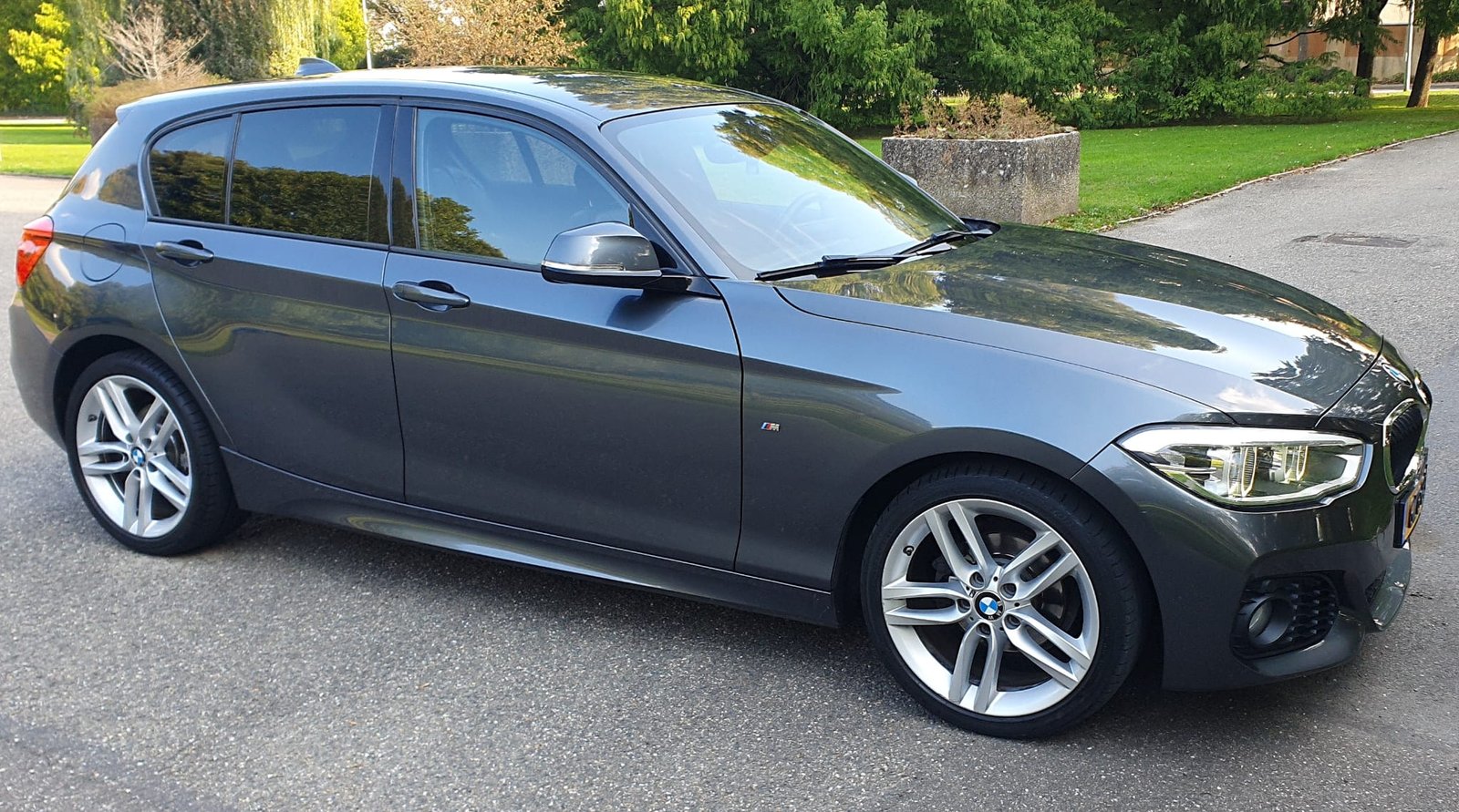 WhatsApp Image 2025-09-30 at 21.49.53 (1)