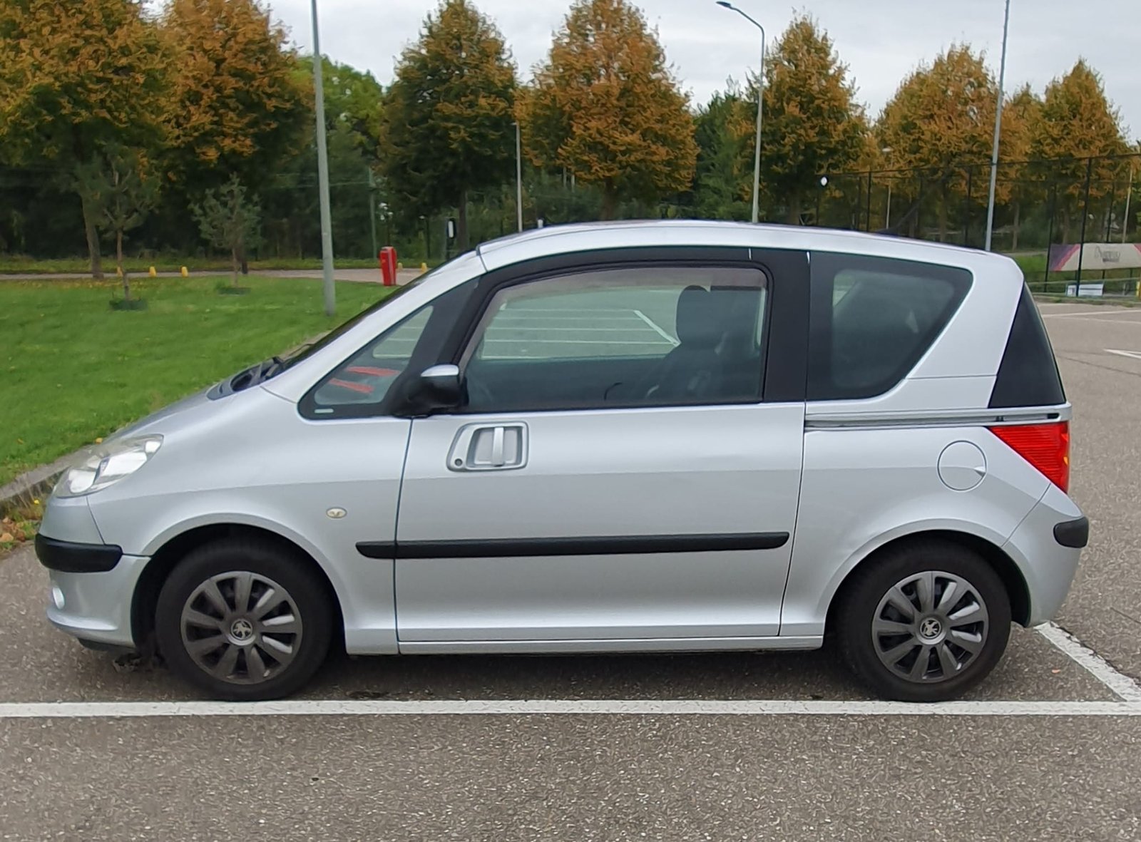 WhatsApp Image 2025-10-06 at 20.30.41 (1)